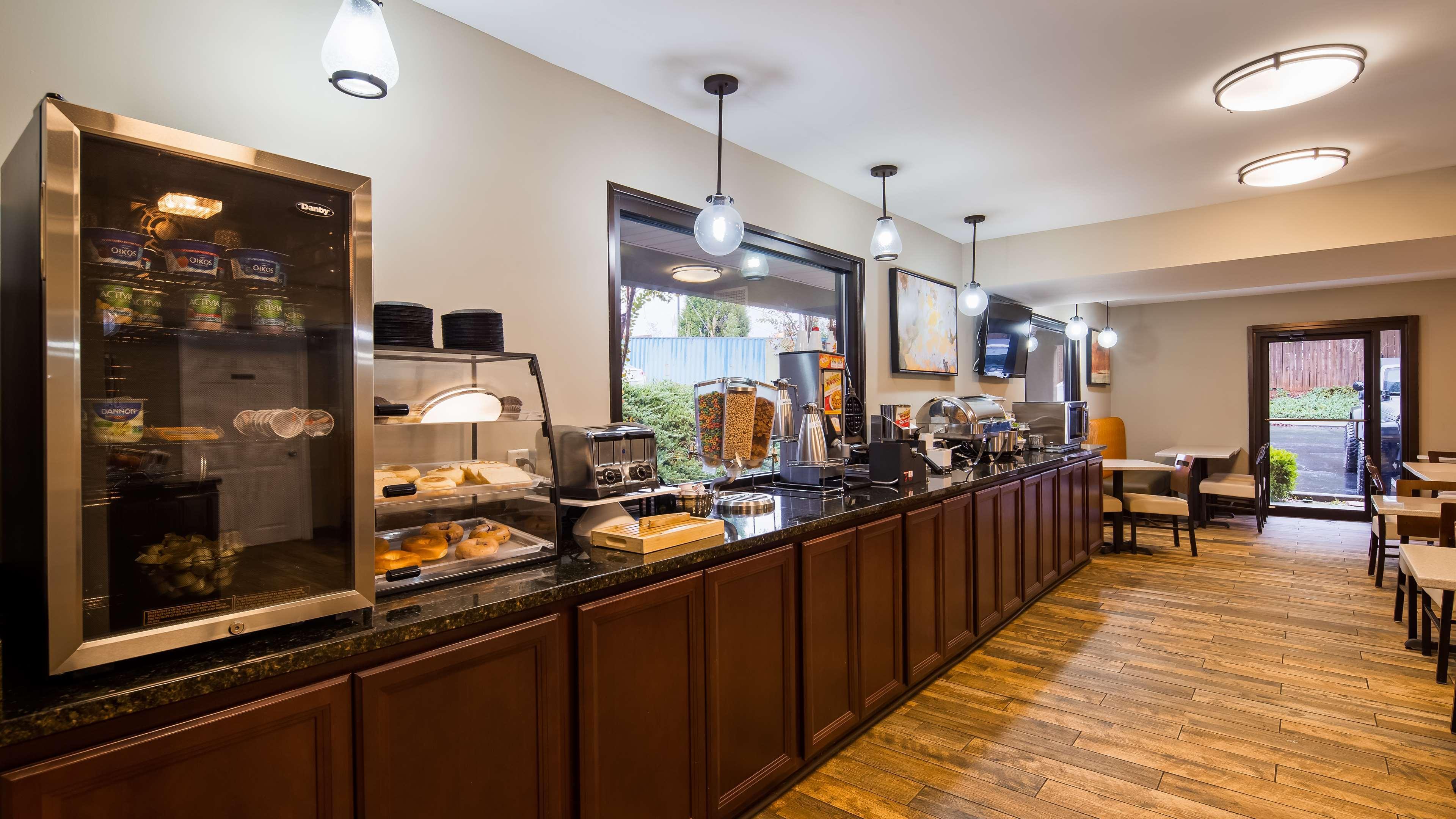 Best Western Shenandoah Inn Newnan Extérieur photo