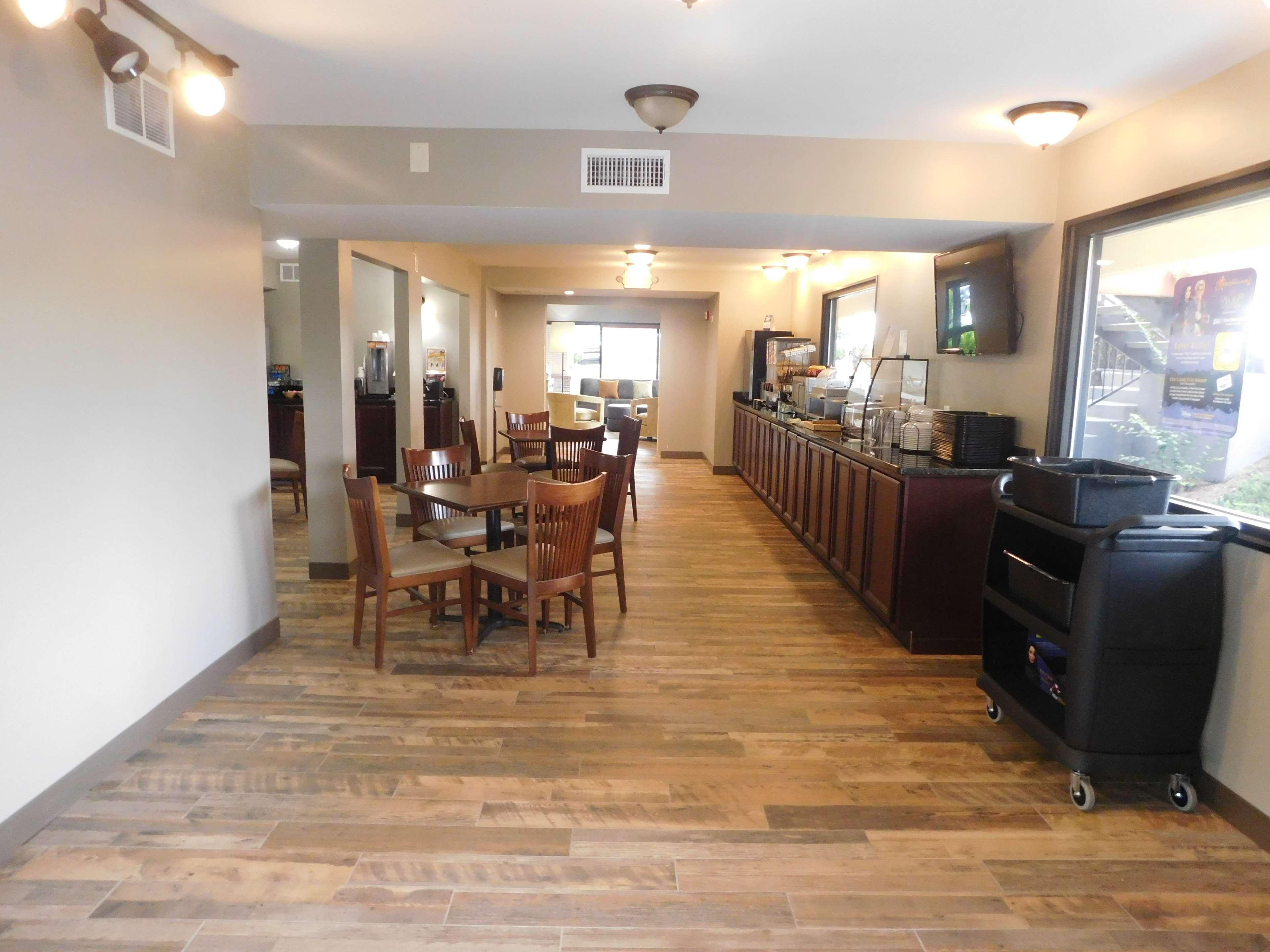Best Western Shenandoah Inn Newnan Extérieur photo
